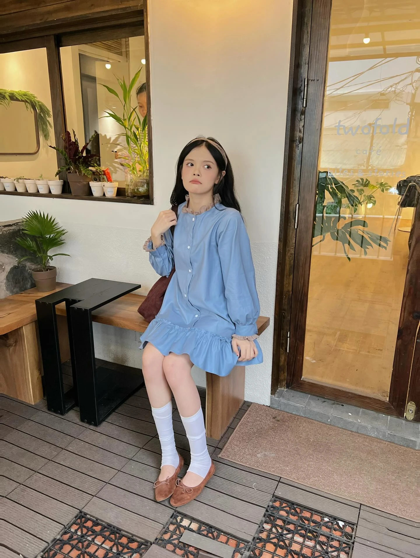 Đầm babydoll xanh dương phối caro nâu tay dài