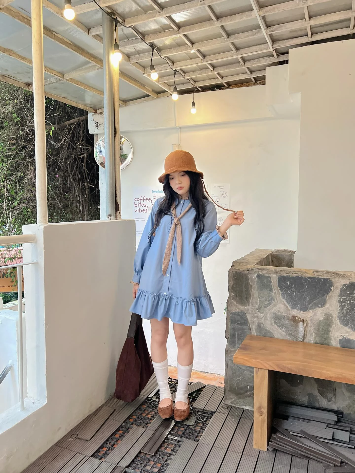 Đầm babydoll xanh dương phối caro nâu tay dài