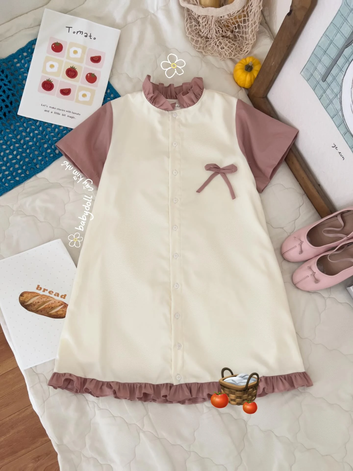 Đầm babydoll sơ mi kem phối hồng bèo