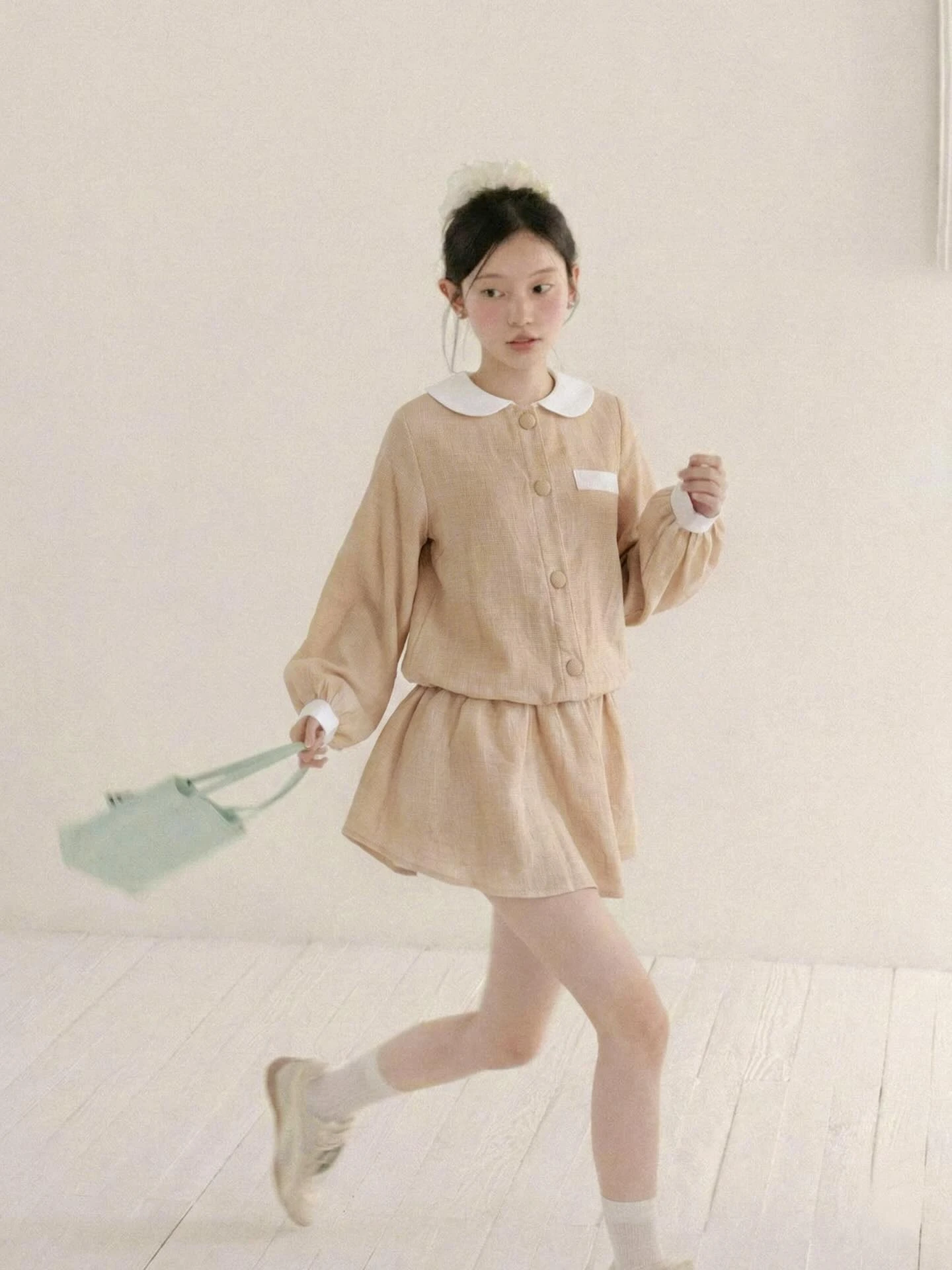 Set babydoll caro nâu nhạt bo chun kèm bảo hộ