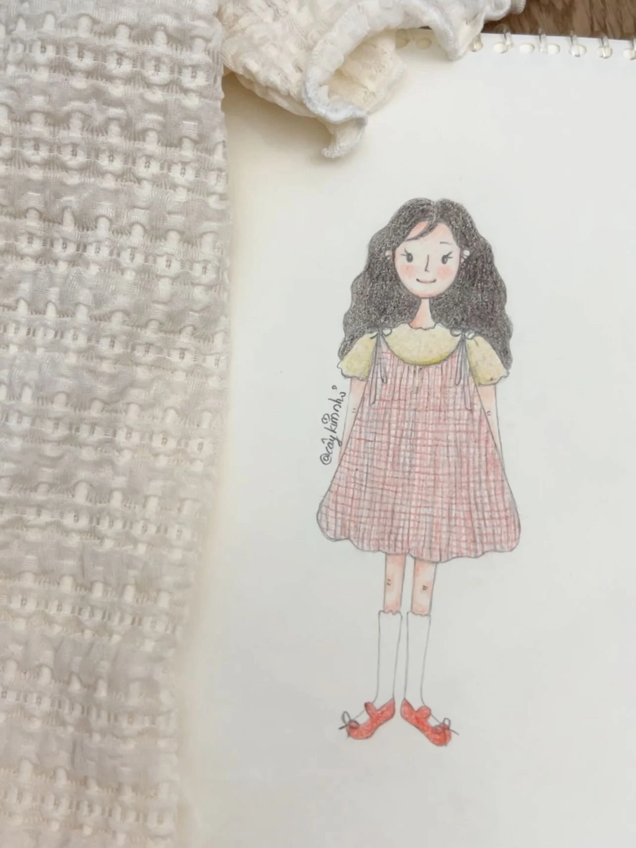 Set babydoll yếm caro đỏ tùng bí, áo kem tổ ong