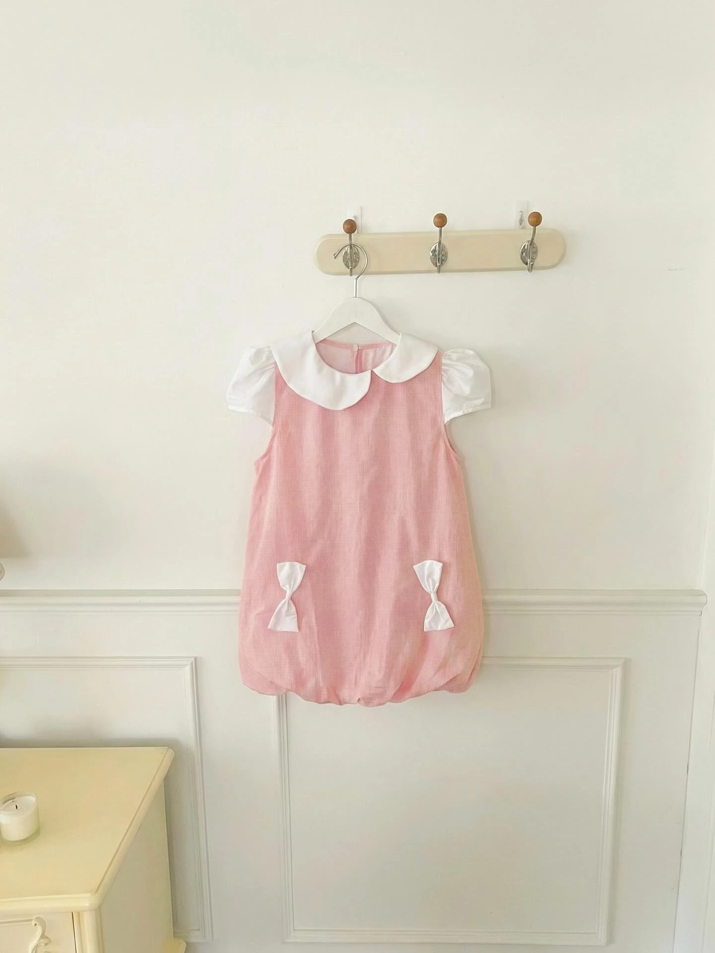 Đầm babydoll caro hồng phối trắng tùng bí