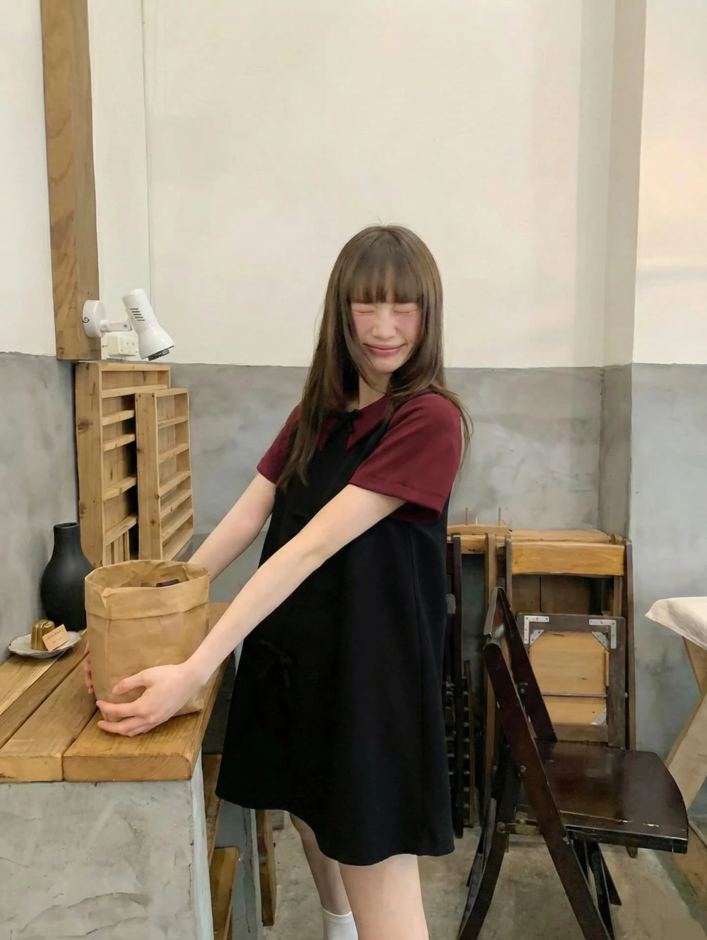 Đầm babydoll đen nơ phối đỏ đô