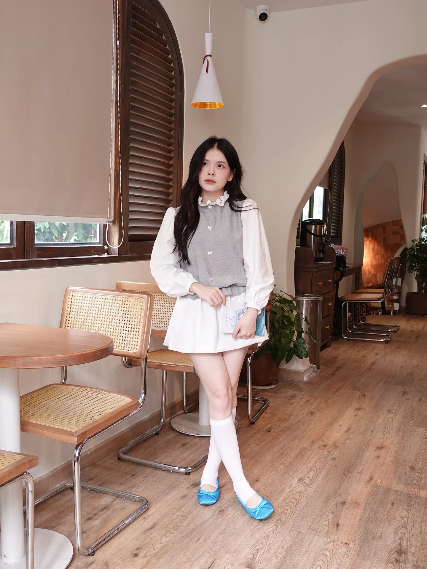 Set babydoll xám phối trắng tay dài bo chun kèm bảo hộ