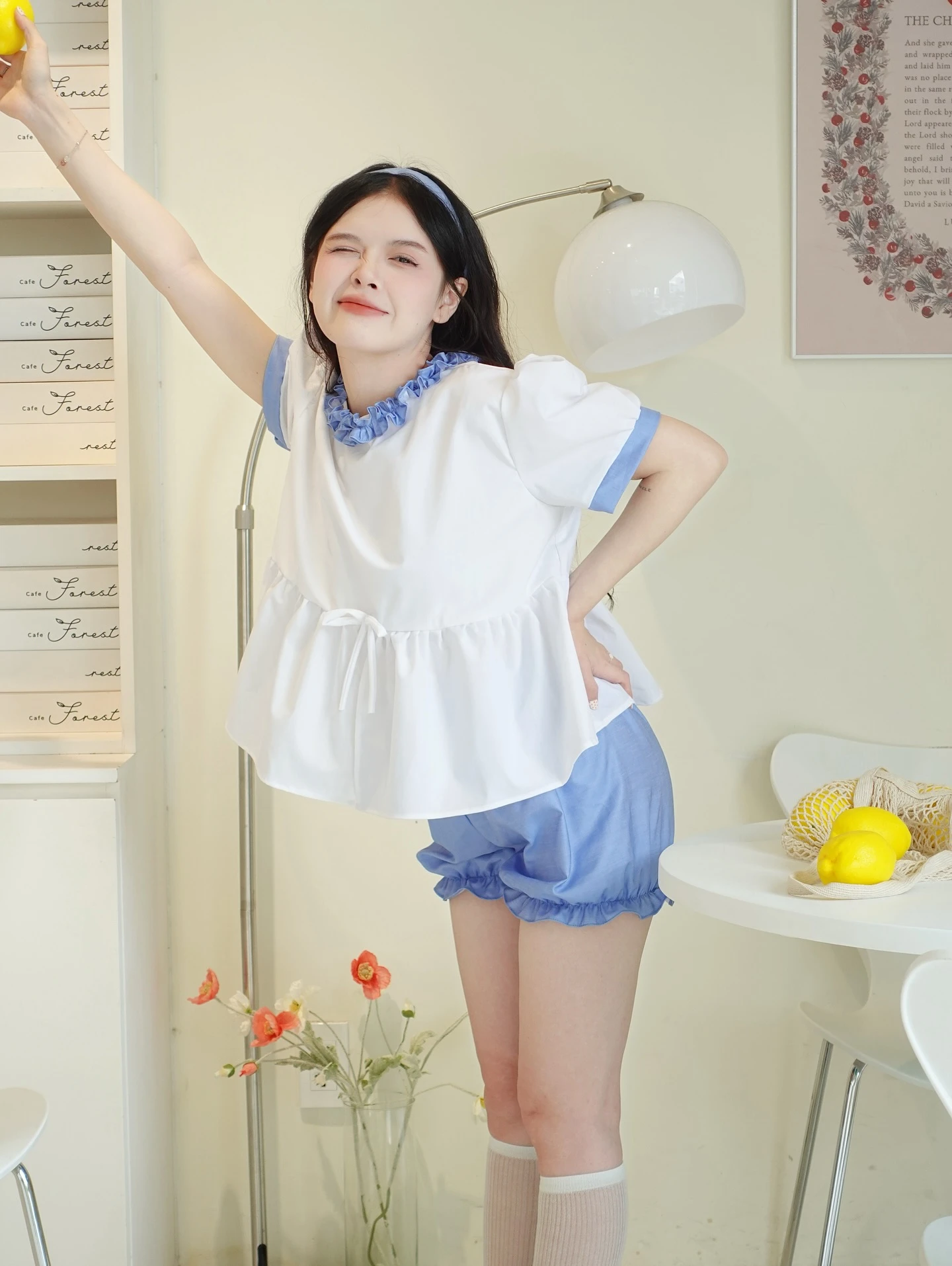 Set babydoll áo trắng + quần xanh line bèo