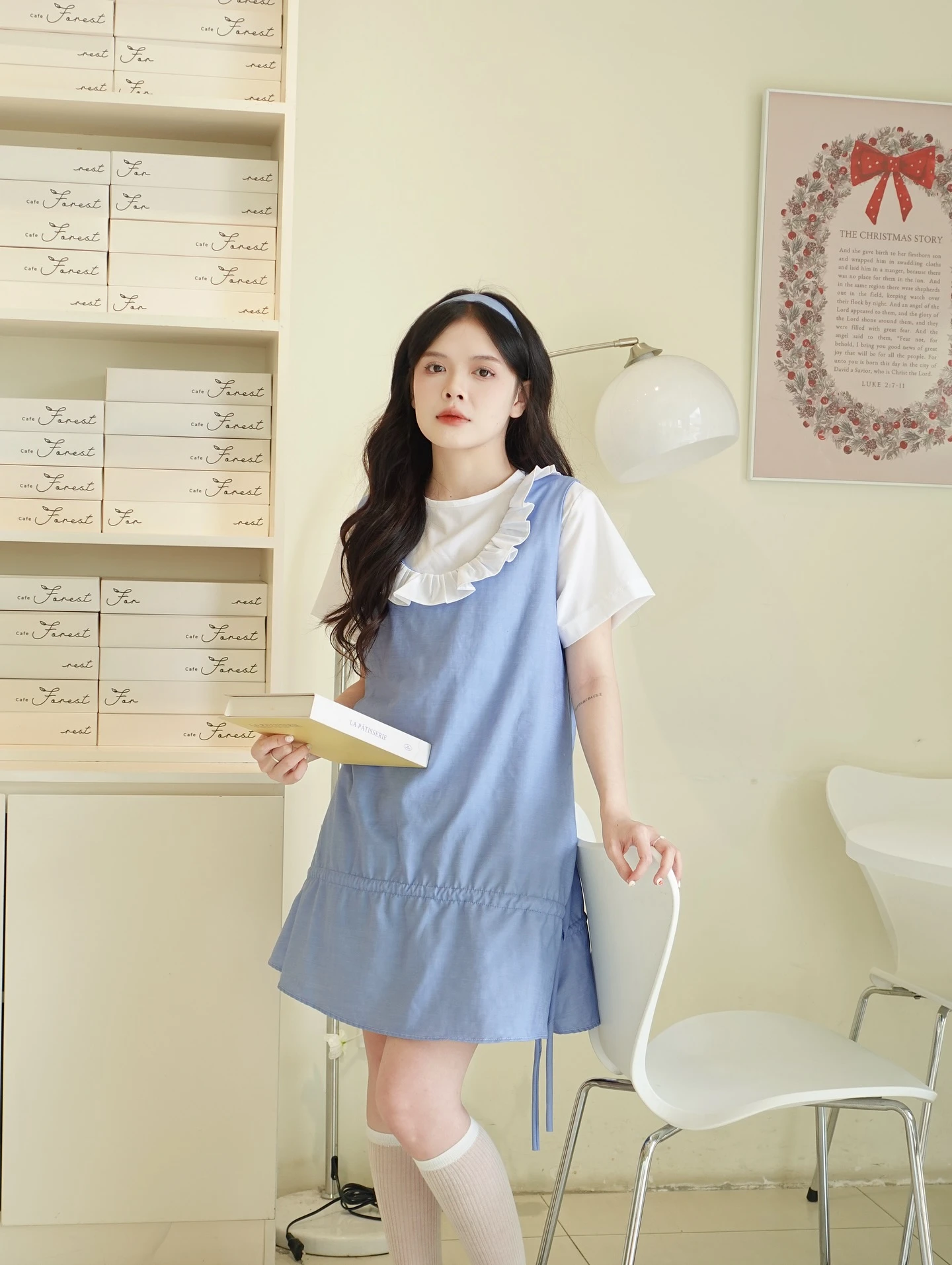 Set babydoll yếm xanh áo trắng bo chun kèm bảo hộ