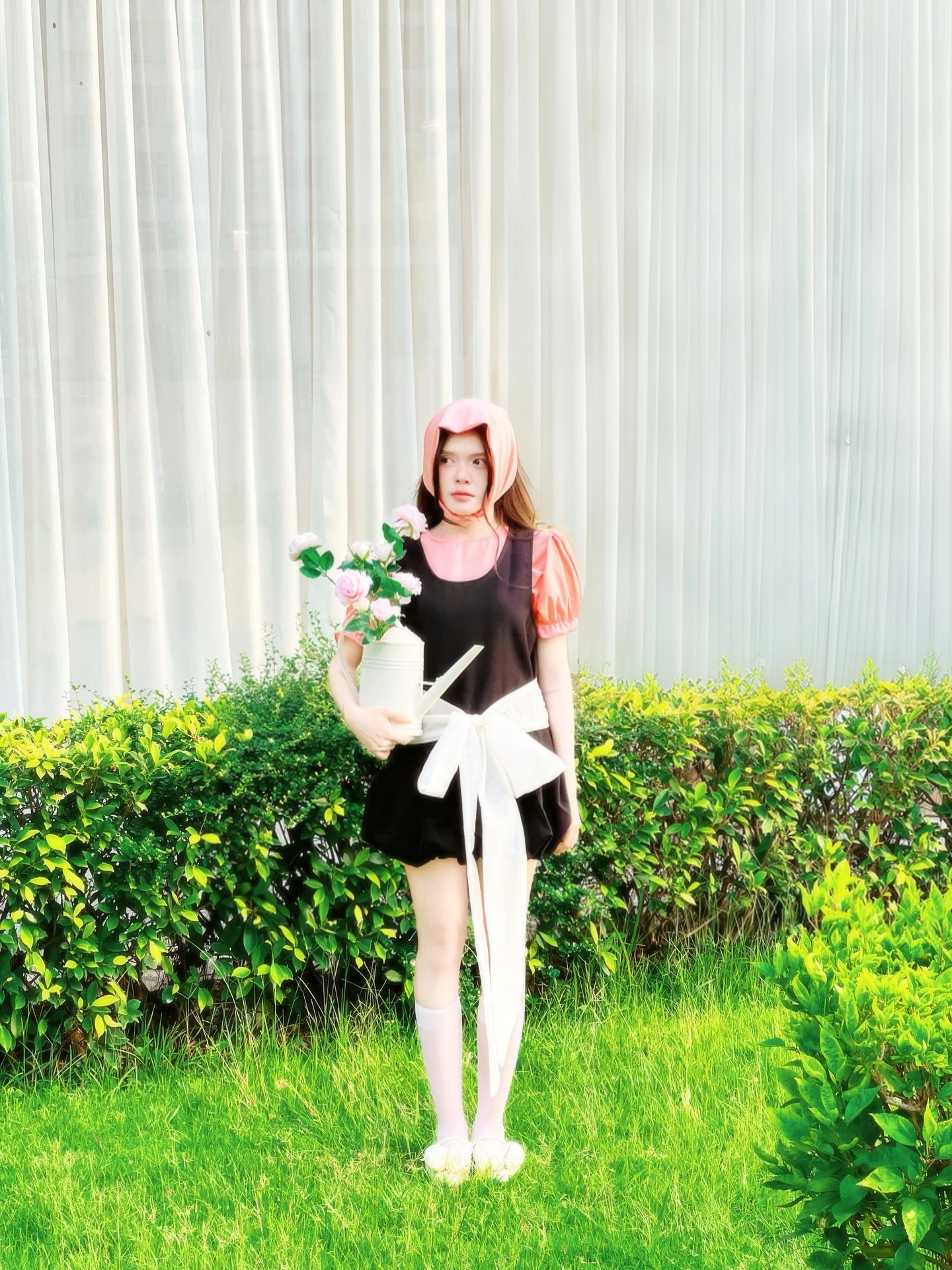 Set babydoll áo hồng + yếm đen nơ trắng kèm khăn turban