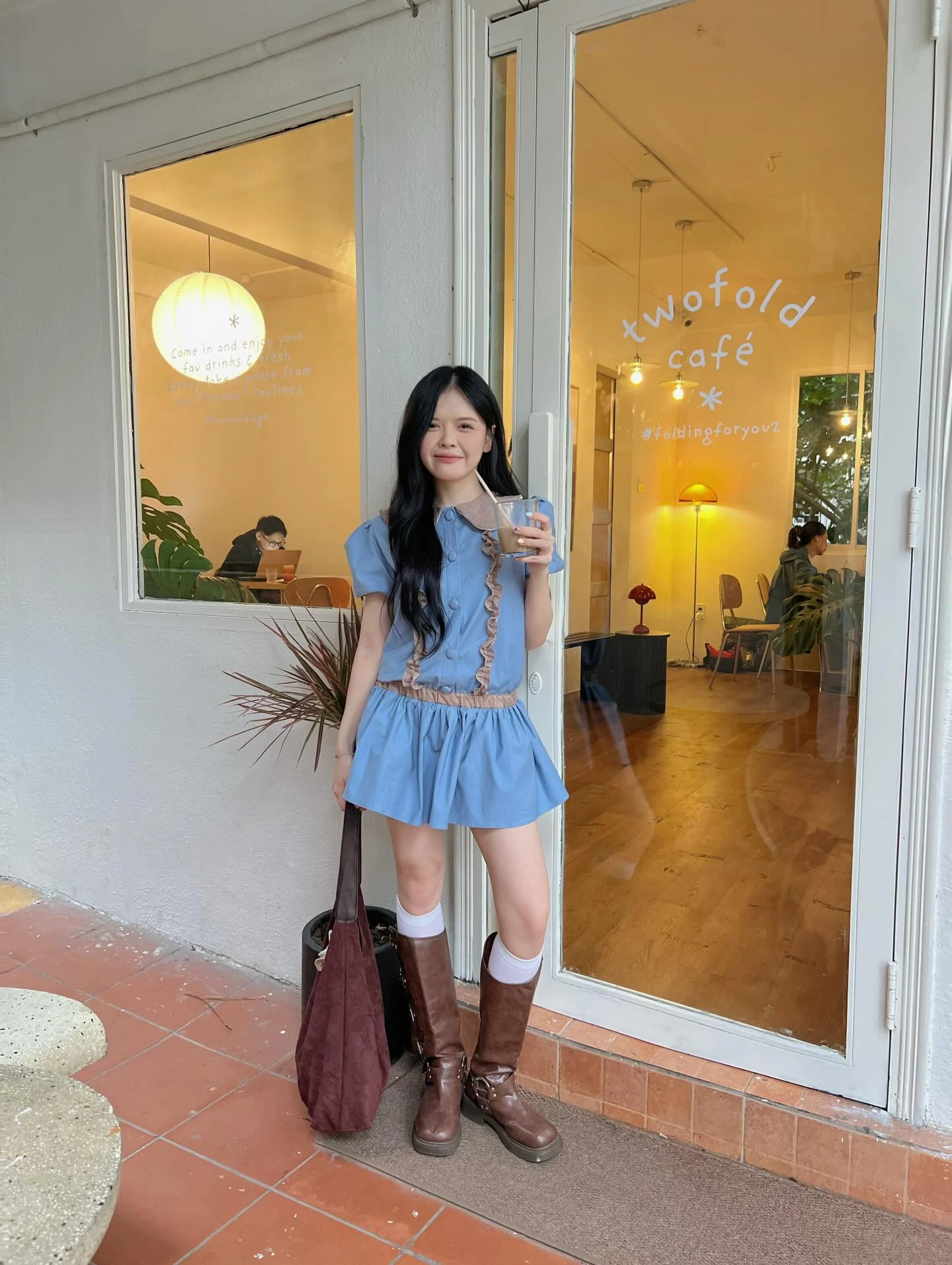 Set babydoll xanh dương phối caro nâu kèm bảo hộ