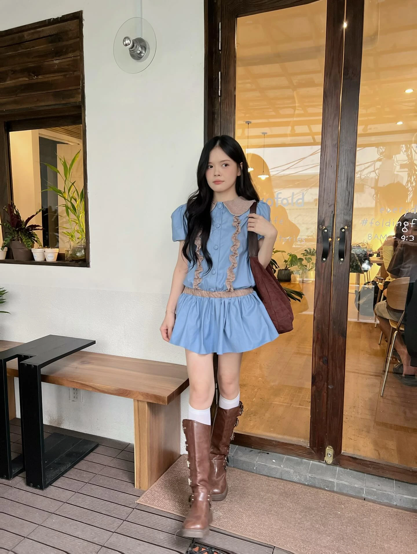 Set babydoll xanh dương phối caro nâu kèm bảo hộ