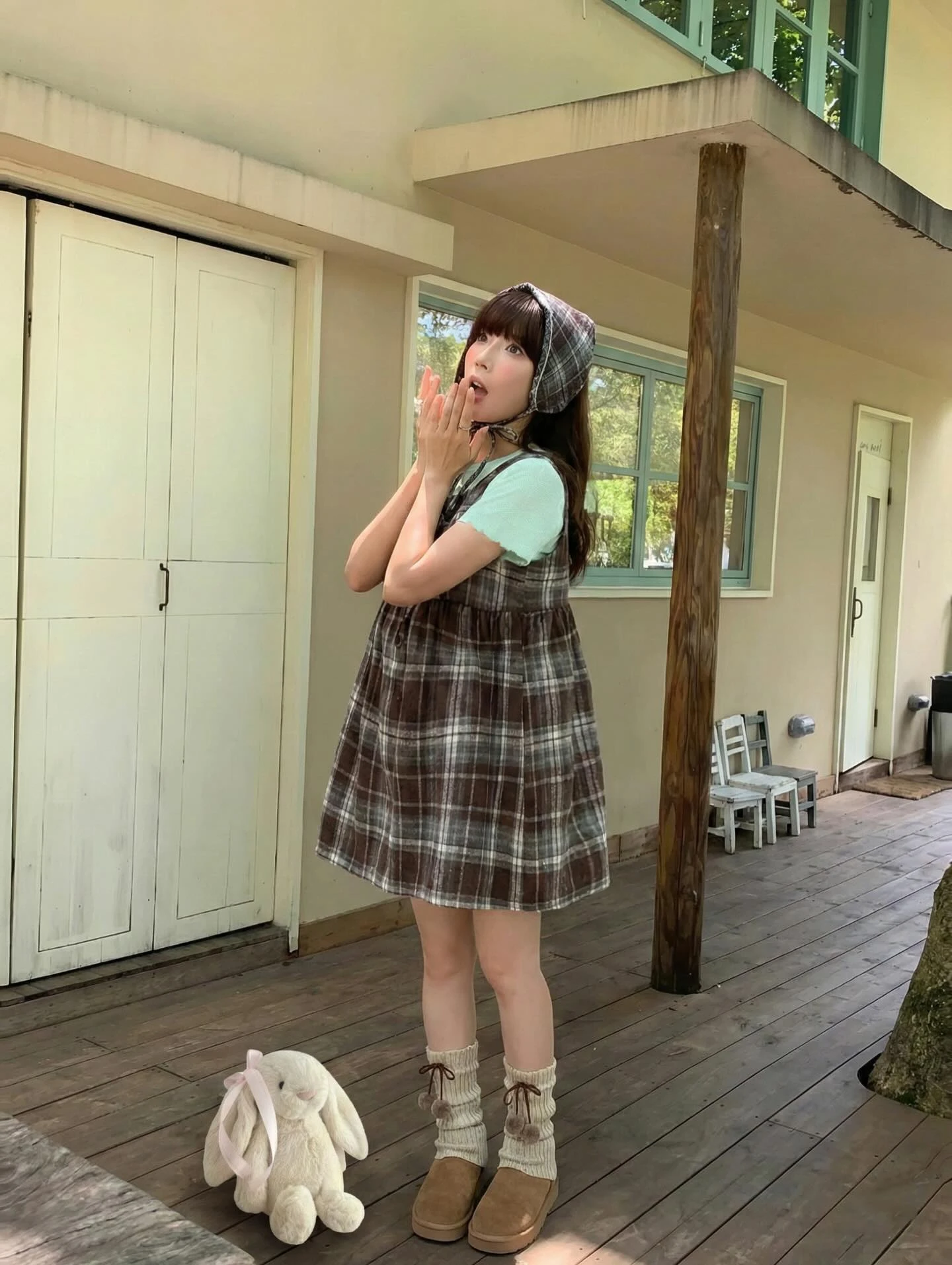 Set babydoll áo thun xanh yếm caro nâu