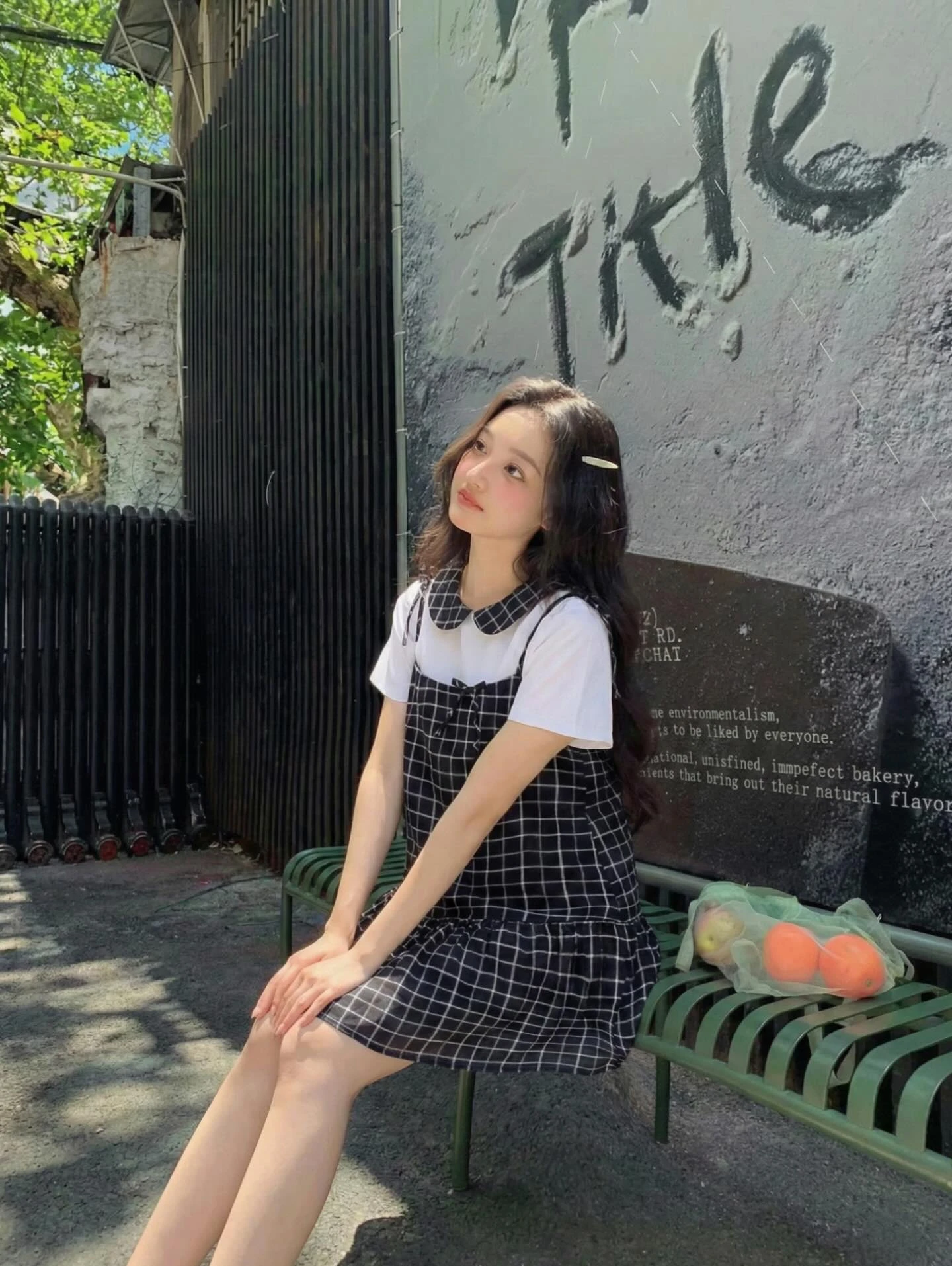 Set áo trắng, cổ + yếm caro đen