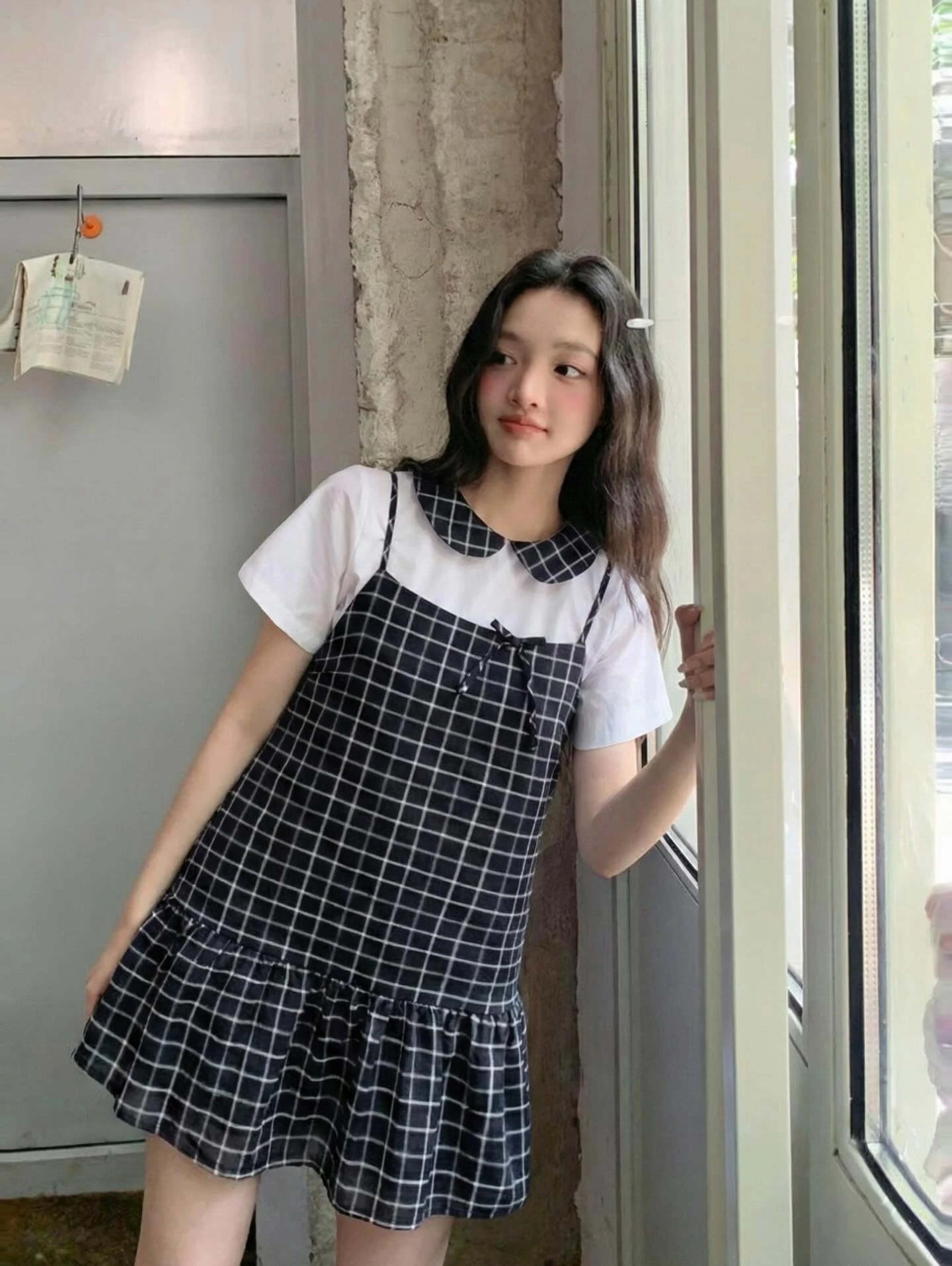 Set áo trắng, cổ + yếm caro đen